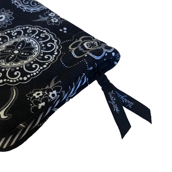 Thirty One Double Pocket Folding Zippered Pouch - Picture 4 of 14